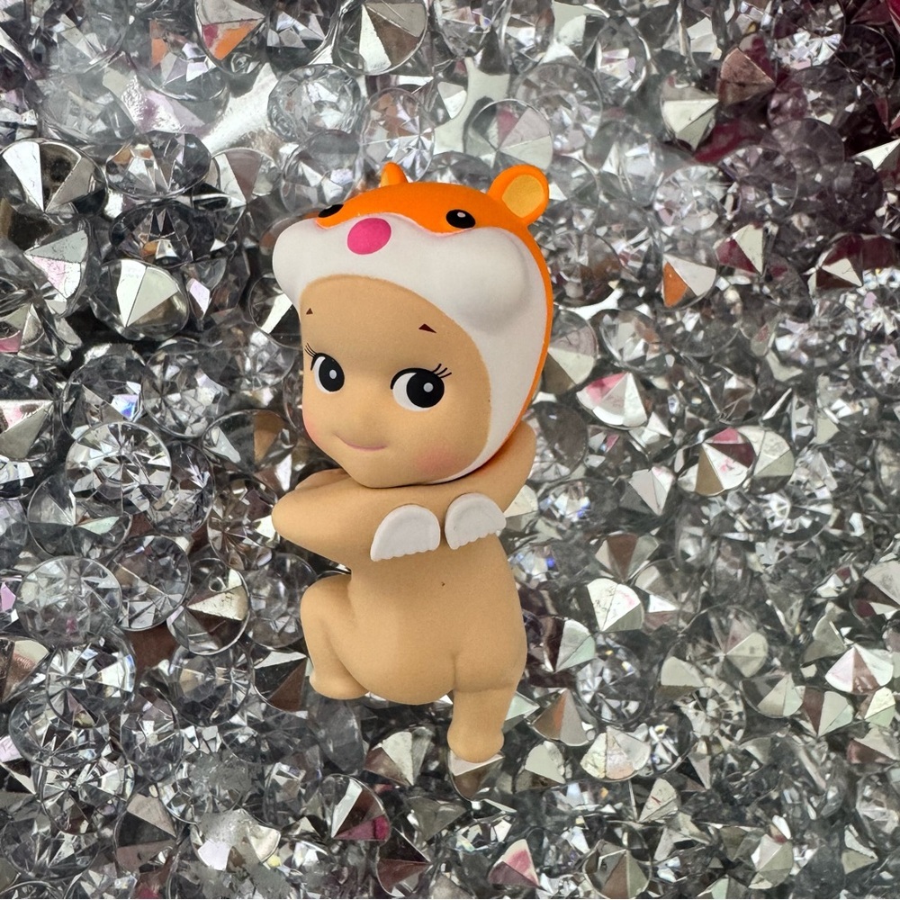 Sonny angel hipper hamster looking back series orange hat angel wings sticky
